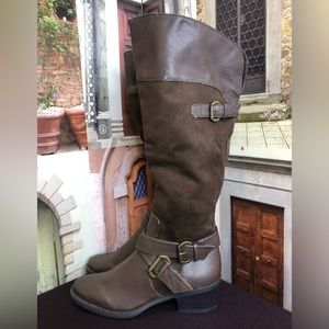 Long Almond Toe Calf-Riding Brown Boots